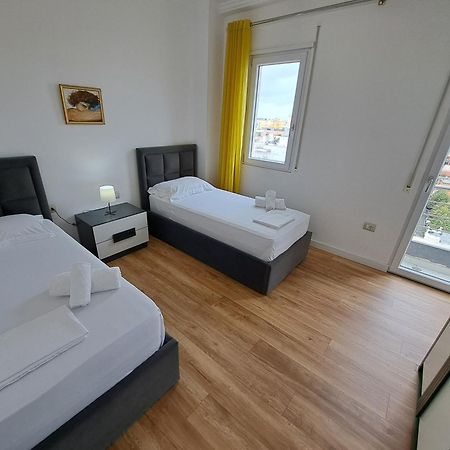 Pazari Luxury Central Apartment 티라나 외부 사진