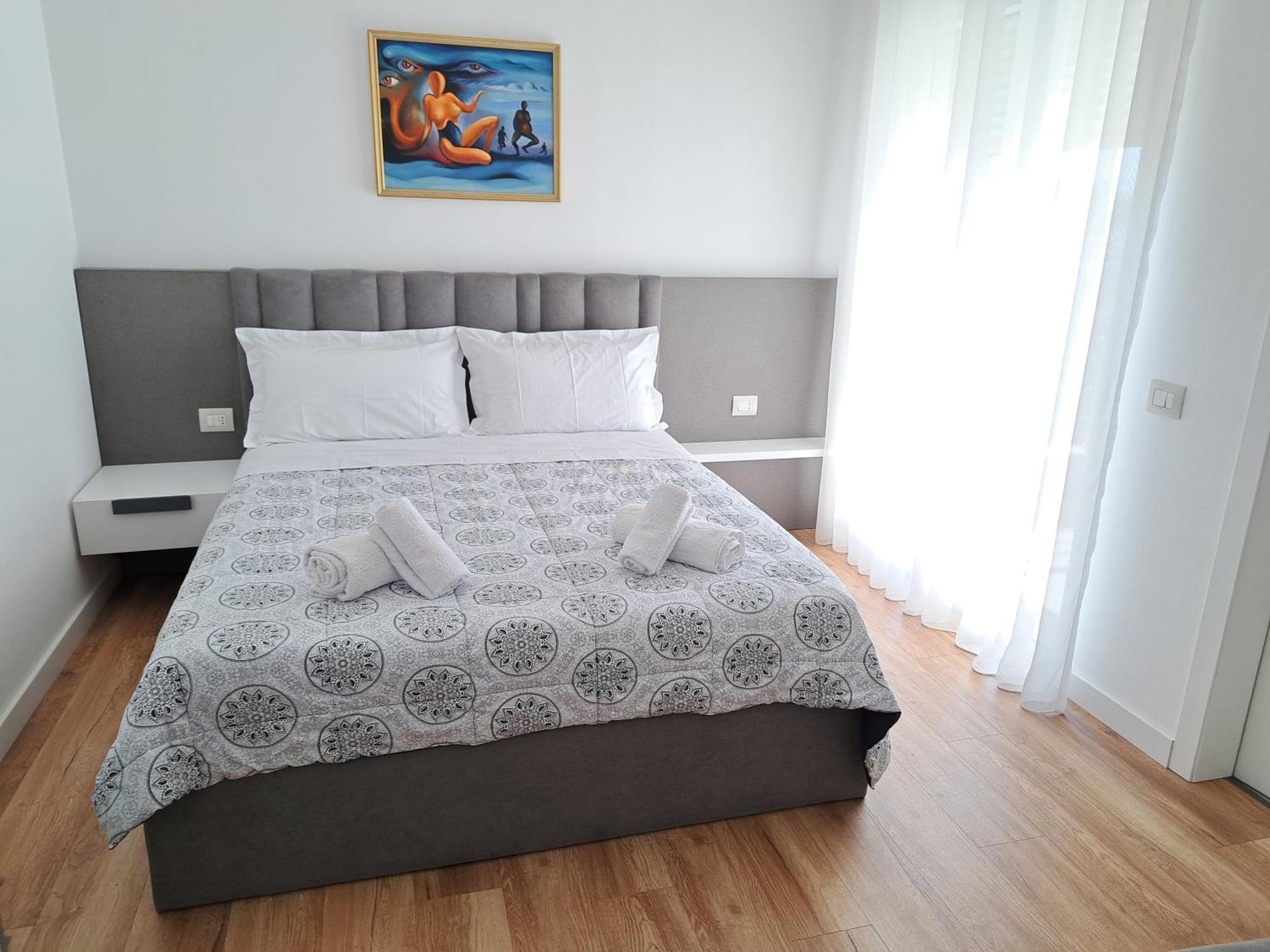 Pazari Luxury Central Apartment 티라나 외부 사진