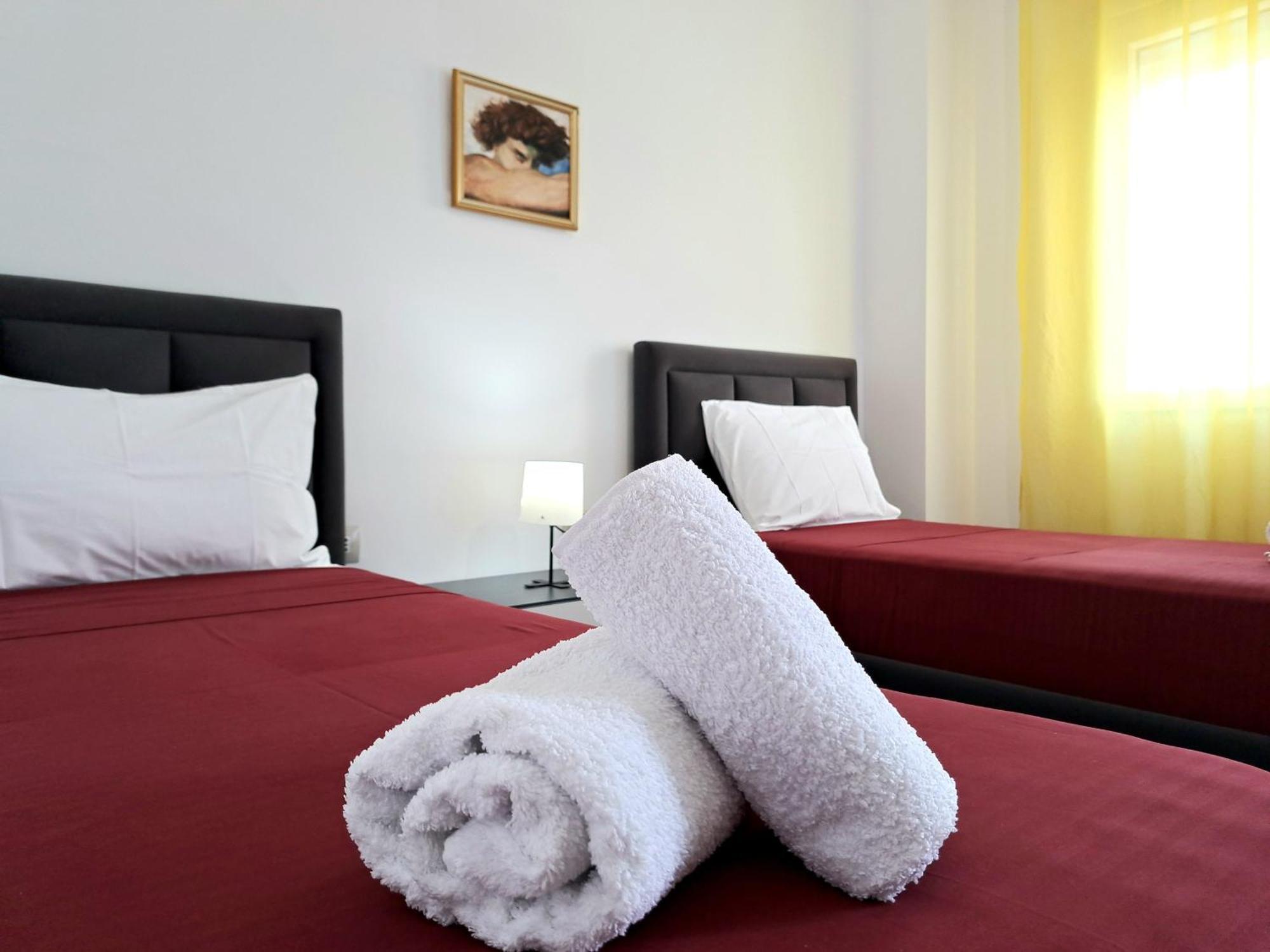 Pazari Luxury Central Apartment 티라나 외부 사진