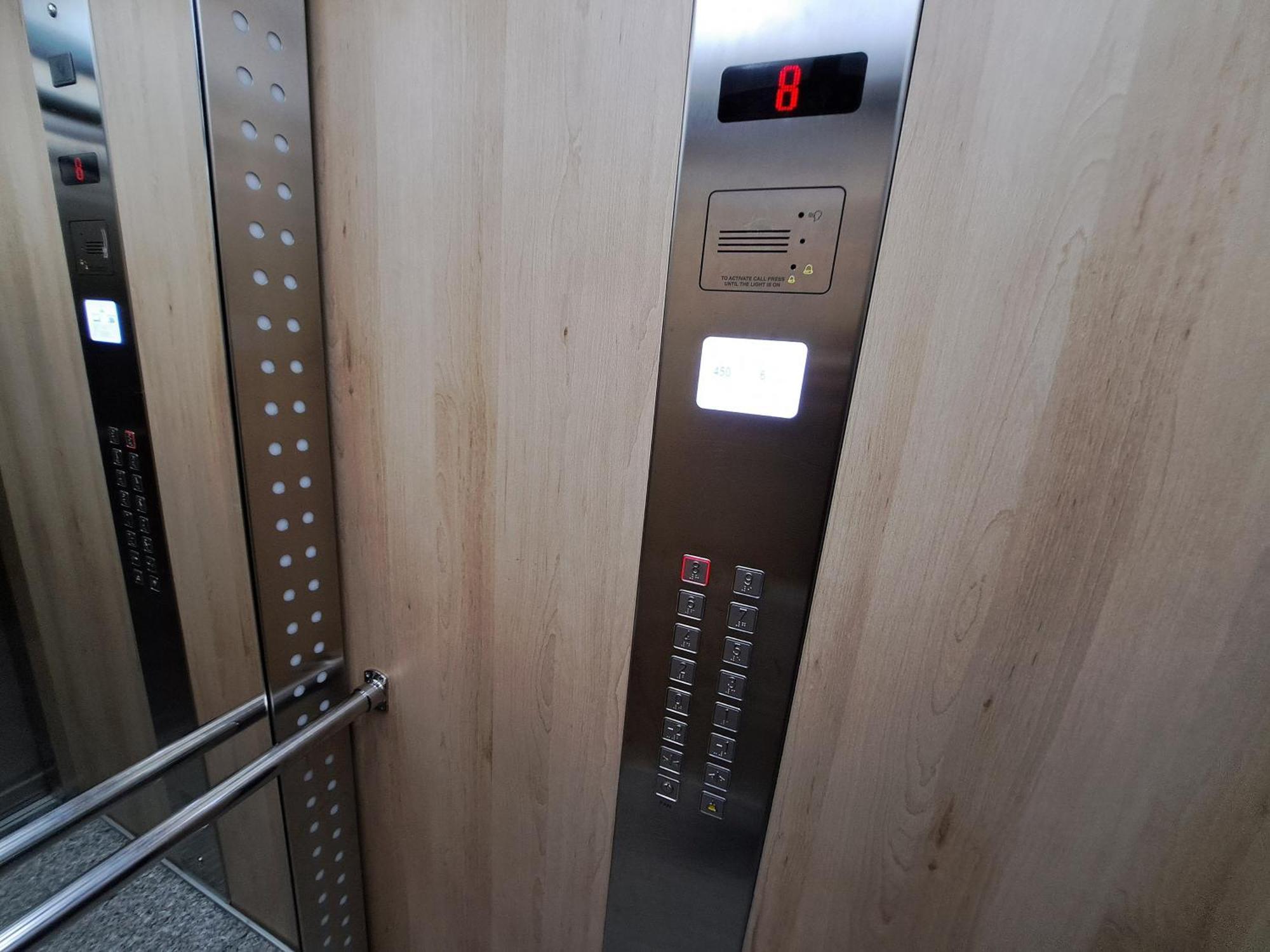 Pazari Luxury Central Apartment 티라나 외부 사진