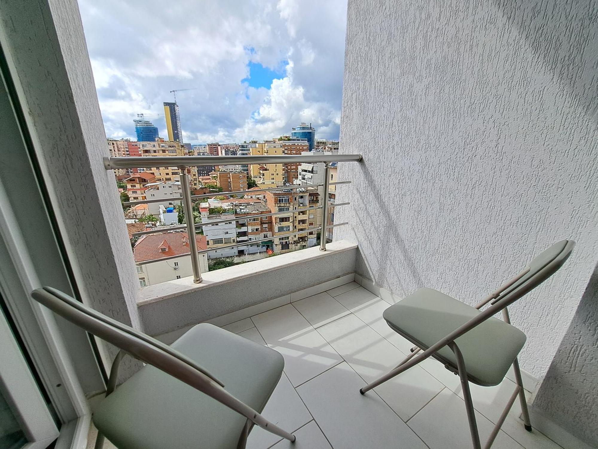 Pazari Luxury Central Apartment 티라나 외부 사진